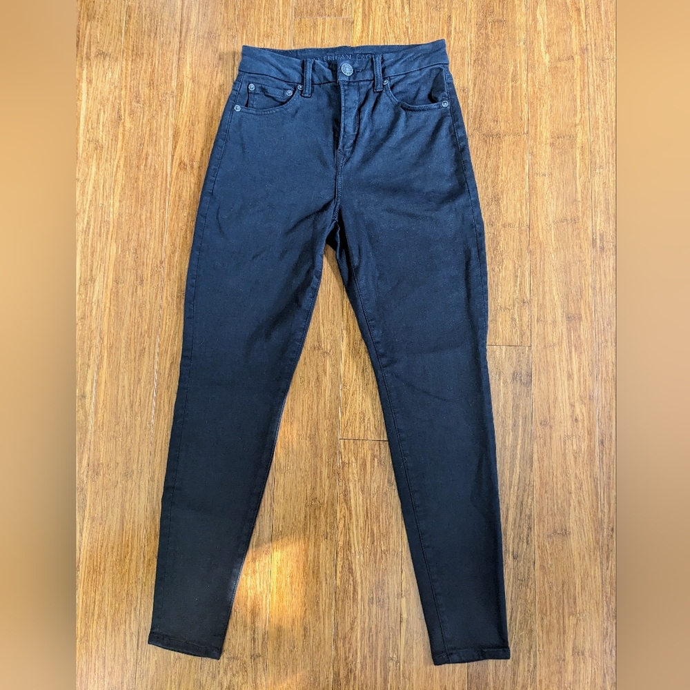 New AE Curvy High-Waist Jegging